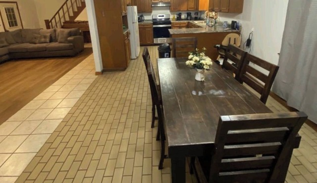 4-bedroom farmhouse in charming Purvis with WiFi, AC. Book now!