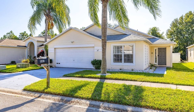 4 bedroom Florida hideaway with private pool