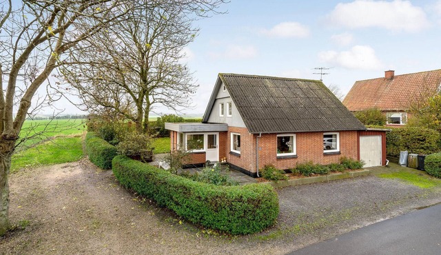 4 bedroom gorgeous home in Nykøbing M