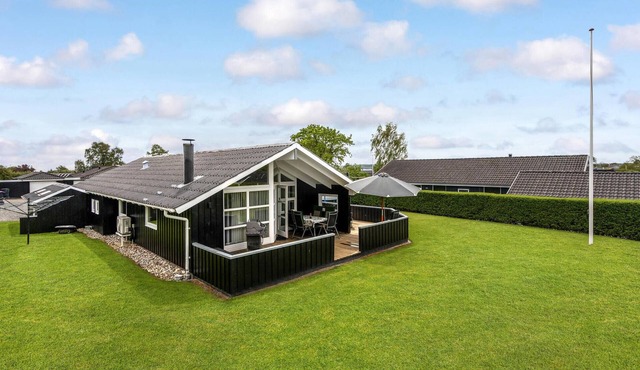 4 bedroom gorgeous home in Haderslev