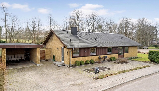 4 bedroom gorgeous home in Holstebro