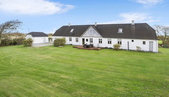 4 bedroom gorgeous home in Vestervig