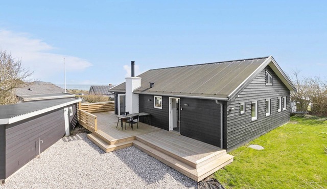 4 bedroom gorgeous home in Ebeltoft