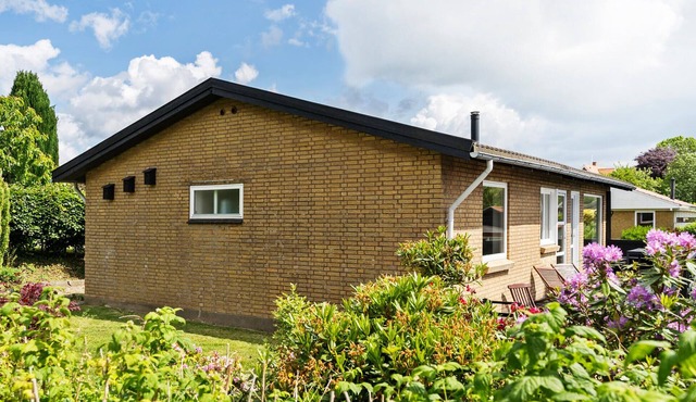 4 bedroom gorgeous home in Gråsten