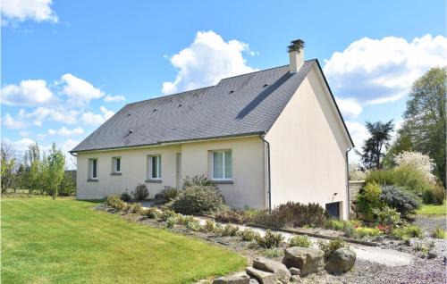 4 Bedroom Gorgeous Home In Montchamp
