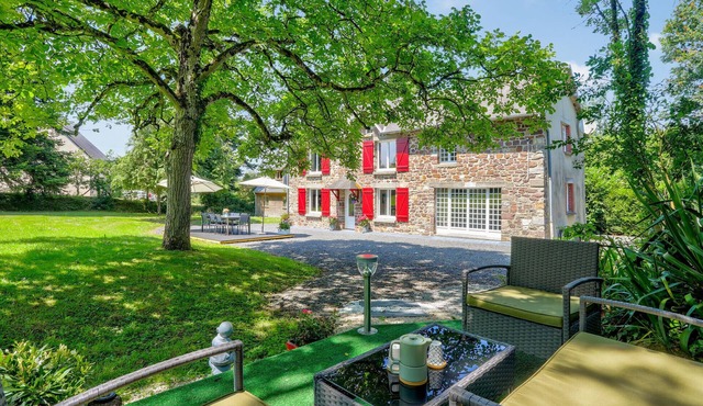 4 bedroom gorgeous home in Dangy