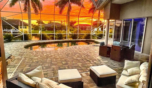 4 Bedroom Gulf Coast Waterfront Paradise with heated pool, hot tub & Boat Dock!
