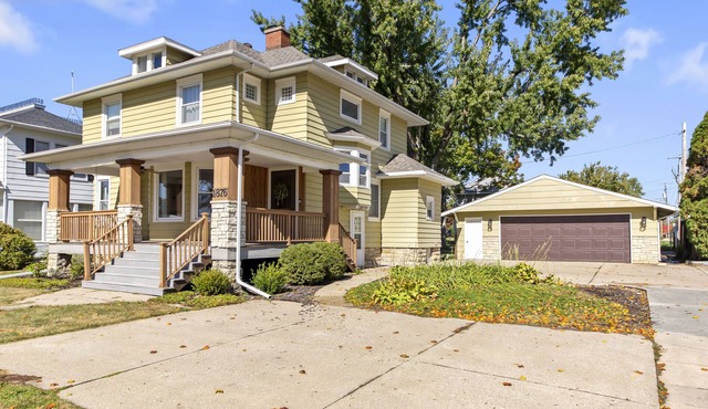 4 Bedroom Historic Charmer Marion Uptown