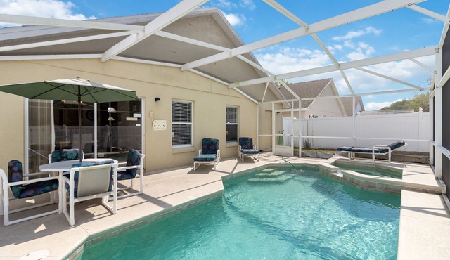 4 Bedroom Home and Private Pool, pets considered