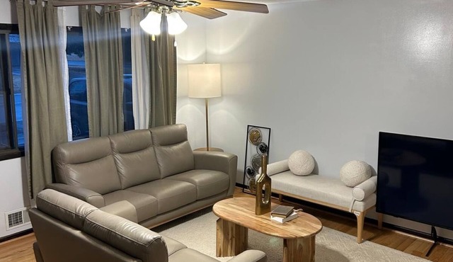 4-bedroom home in Eagen,family friendly, centrally located with fenced backyard