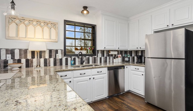 4 Bedroom Home in Moss Bluff, La