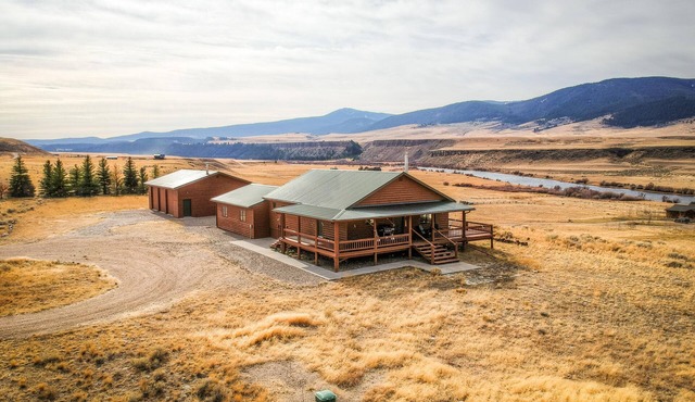 4 Bedroom Home on 20 acres with private access to the Madison River.