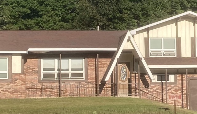 4 bedroom home within 60 miles of the Upper Peninsula's major attractions