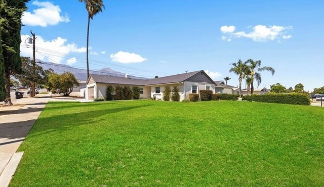 4-bedroom house in fabulous Rancho Cucamonga with fitness room, AC