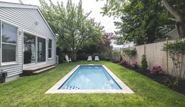 4 Bedroom House Close to Beach | Pool, Yard & BBQ