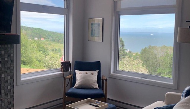 4-bedroom house in awesome Saint-Siméon with AC, WiFi