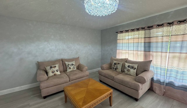 4-bedroom house in amazing Clewiston near Marina