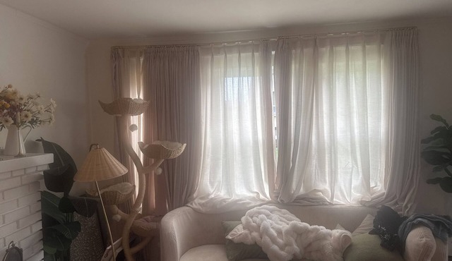 4-bedroom house in awesome Cranford with WiFi, AC, Parking