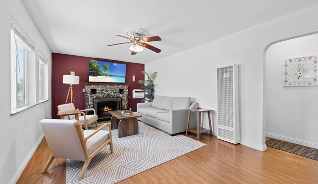 4-bedroom house in charming El Cajon with AC, WiFi