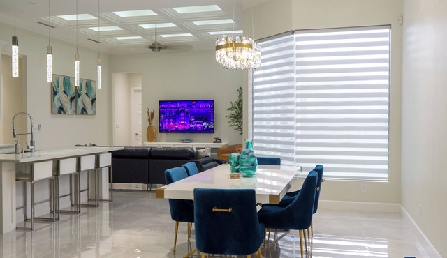 4-bedroom house in delightful McAllen near shopping