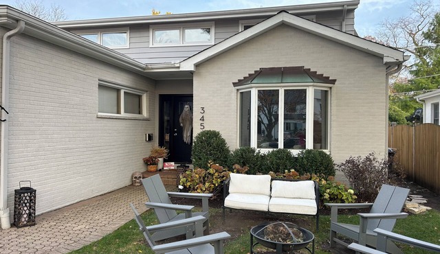 4-bedroom house in fantastic La Grange with WiFi, fitness room