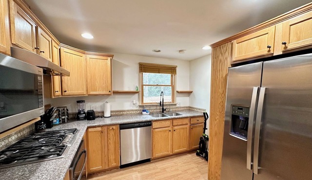 4-bedroom house in Hudson