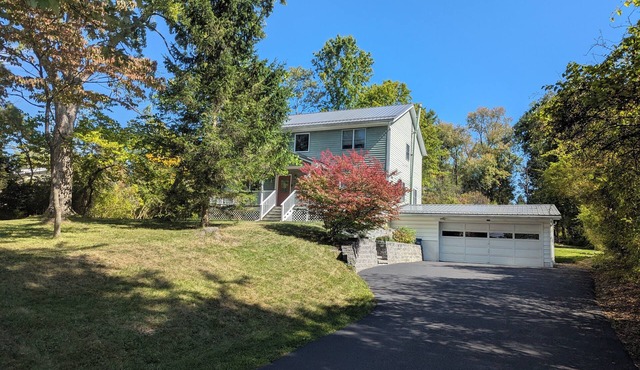 4-bedroom house in Ithaca, 5 min from Cornell Graduation