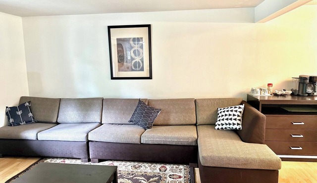 4-bedroom house in tranquil Hudson