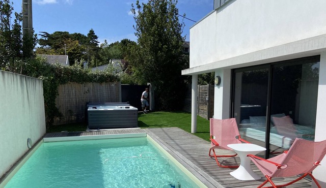 4 bedroom house LE POULIGUEN