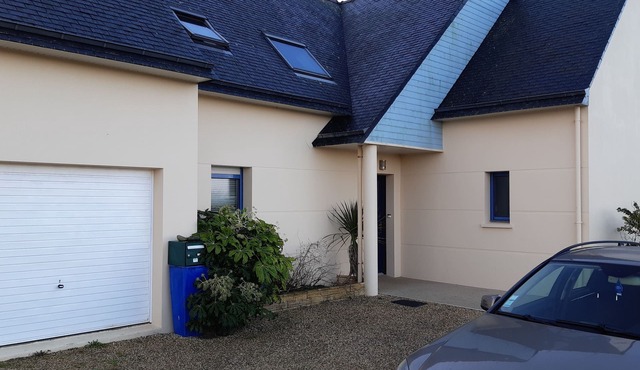 4-bedroom house near Penhors beach.