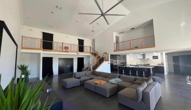 4 Bedroom House on 10 Acres