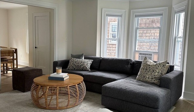 4-bedroom house steps from the beach in welcoming South Portland with AC