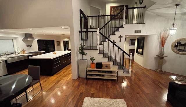 4-bedroom house in wonderful Stevenson Ranch with WiFi, AC