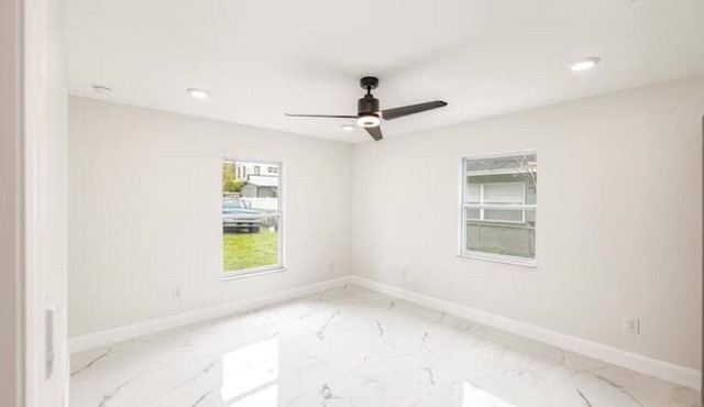 4 Bedroom 🏡 in Downtown Orlando. Sleeps 12 🌞