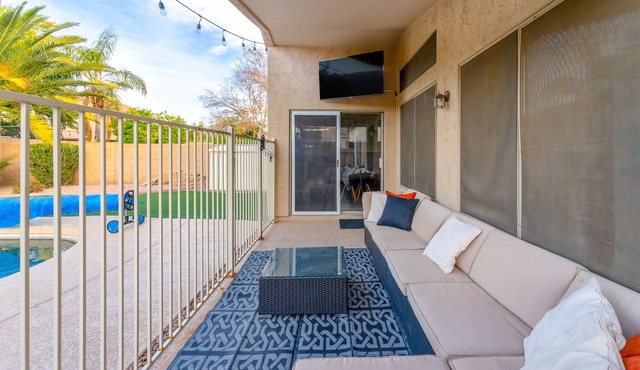 4-bedroom kid friendly home with HEATED Pool!