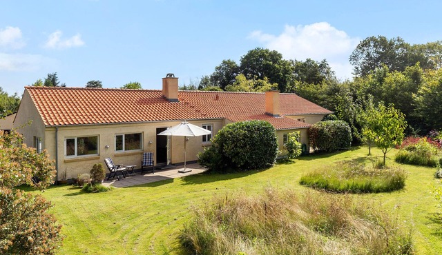 4 bedroom lovely home in Dronningmølle