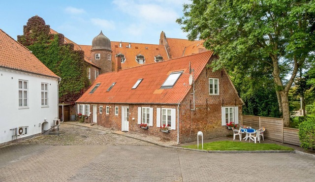 4 bedroom lovely home in Tønder