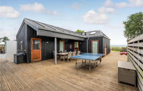 4 Bedroom Lovely Home In Sjølund