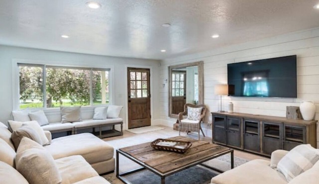 4 Bedroom Luxury home in Kamas