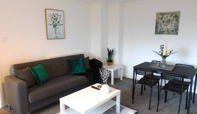 4 Bedroom, Newly Refurbished Home in East Kilbride