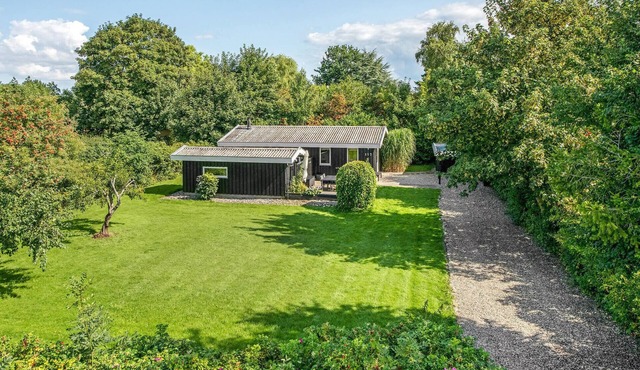 4 bedroom nice home in Sydals