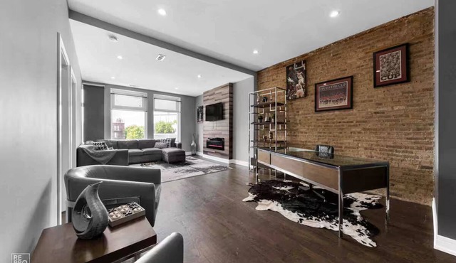 4 Bedroom Penthouse Loft in Heart of Wicker Park