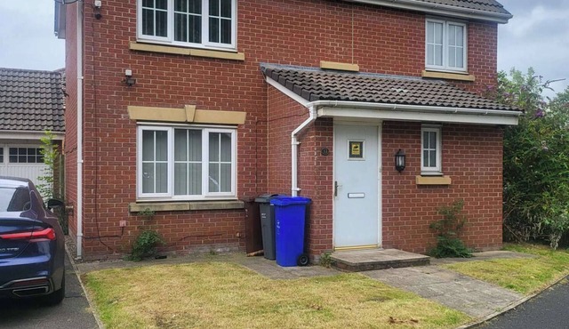 4-bedroom Perfect Home for Medics, Fans & Tourists!