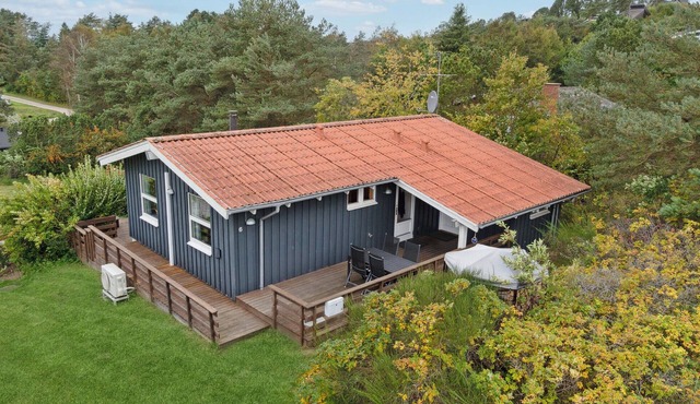 4 bedroom pet friendly home in Ebeltoft