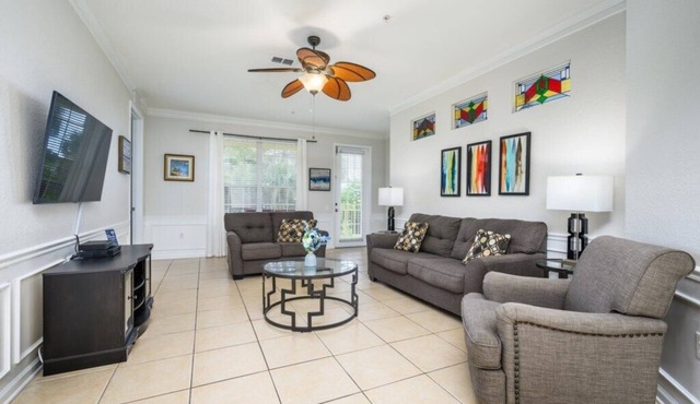 4 Bedroom Plus, Lake View Condo, Vista Cay | 1008