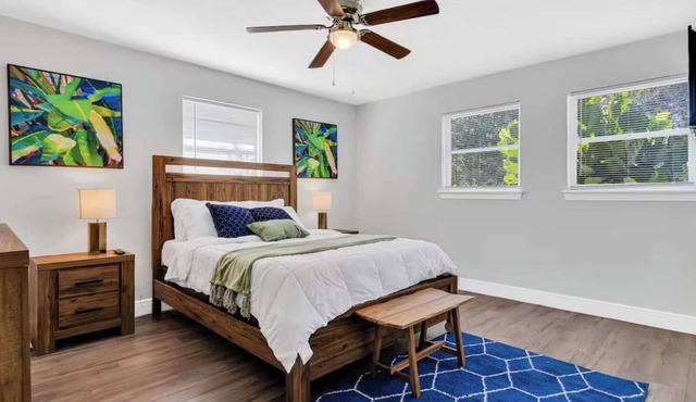 4 Bedroom Pool Home - Pet Friendly