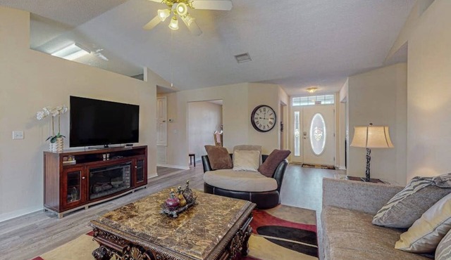 4 Bedroom pool home.