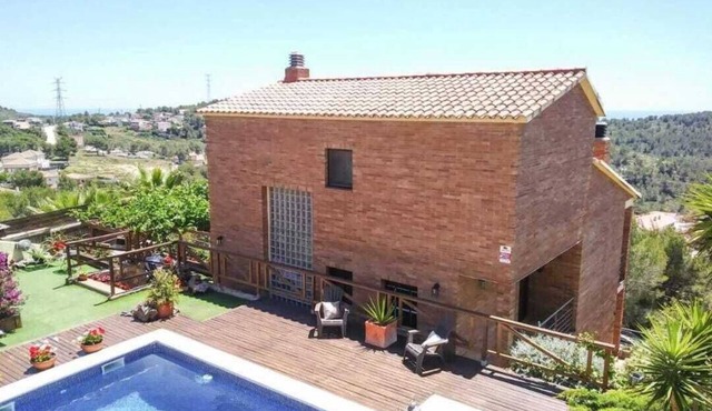 4 bedroom private vacation home in Canyelles