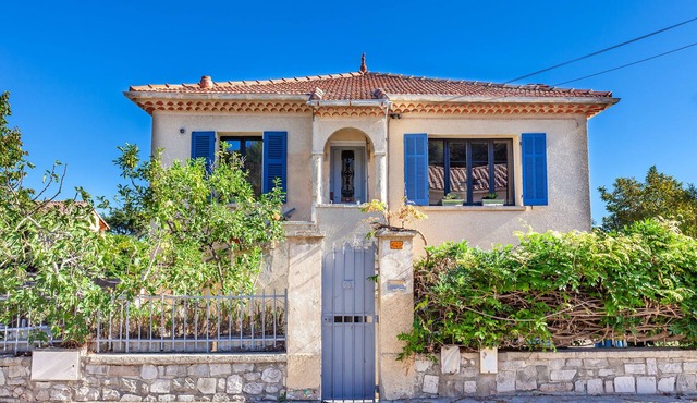 4 Bedroom Private vacation home in La Garde