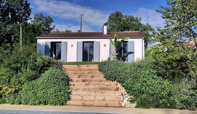 4 Bedroom Private vacation home in VERFEIL